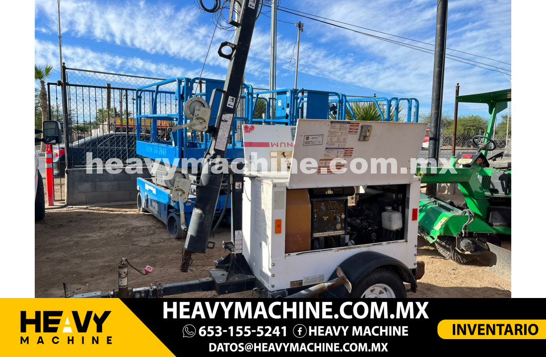 Equipos Ligeros Torre de luz 2011 Magnum MLT306M